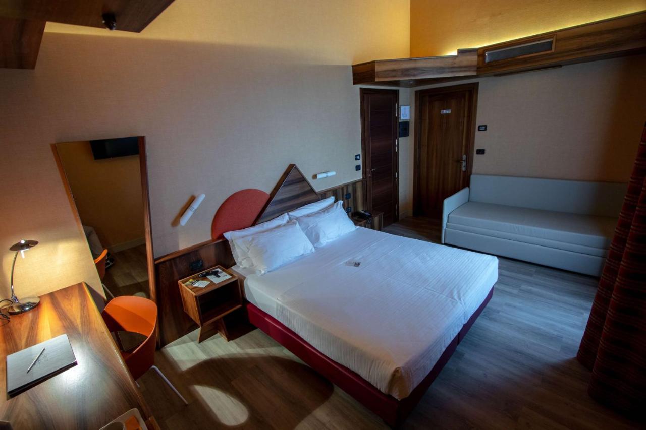 La Villa - Sure Hotel Collection By Best Western Ivrea Buitenkant foto