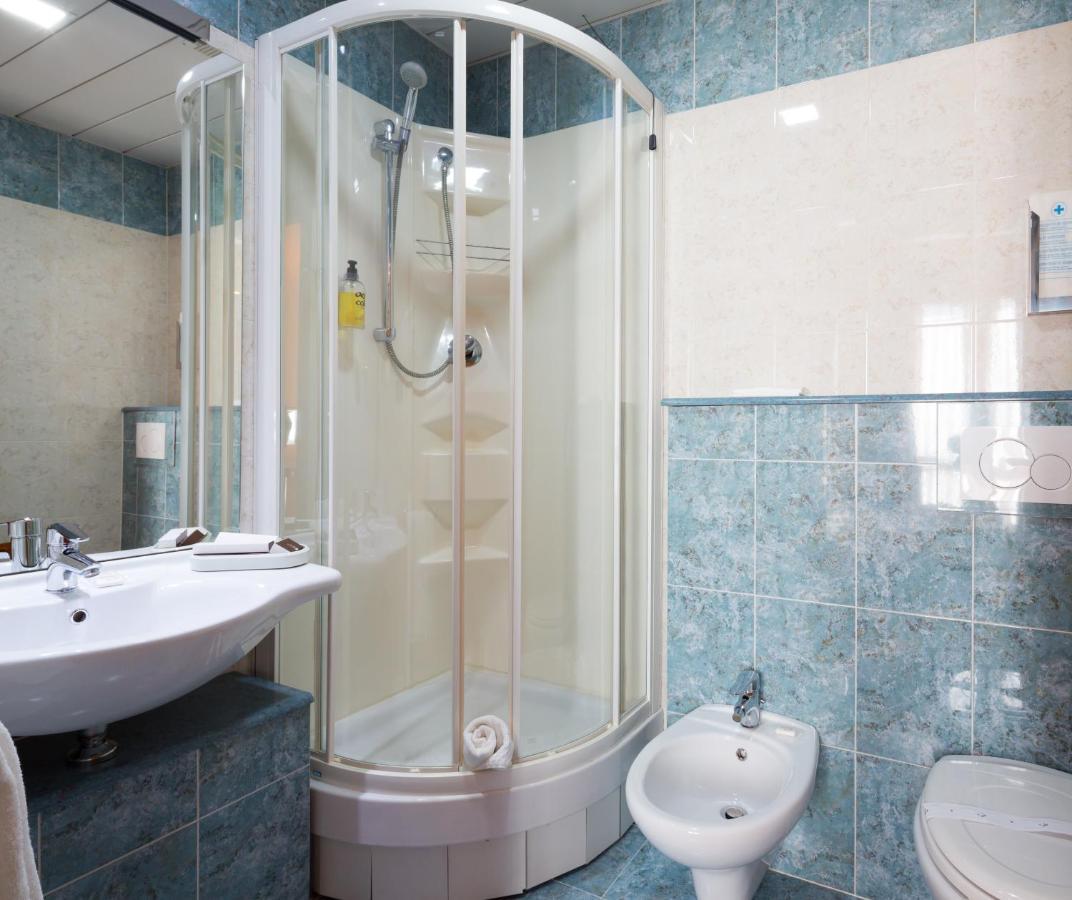 La Villa - Sure Hotel Collection By Best Western Ivrea Buitenkant foto