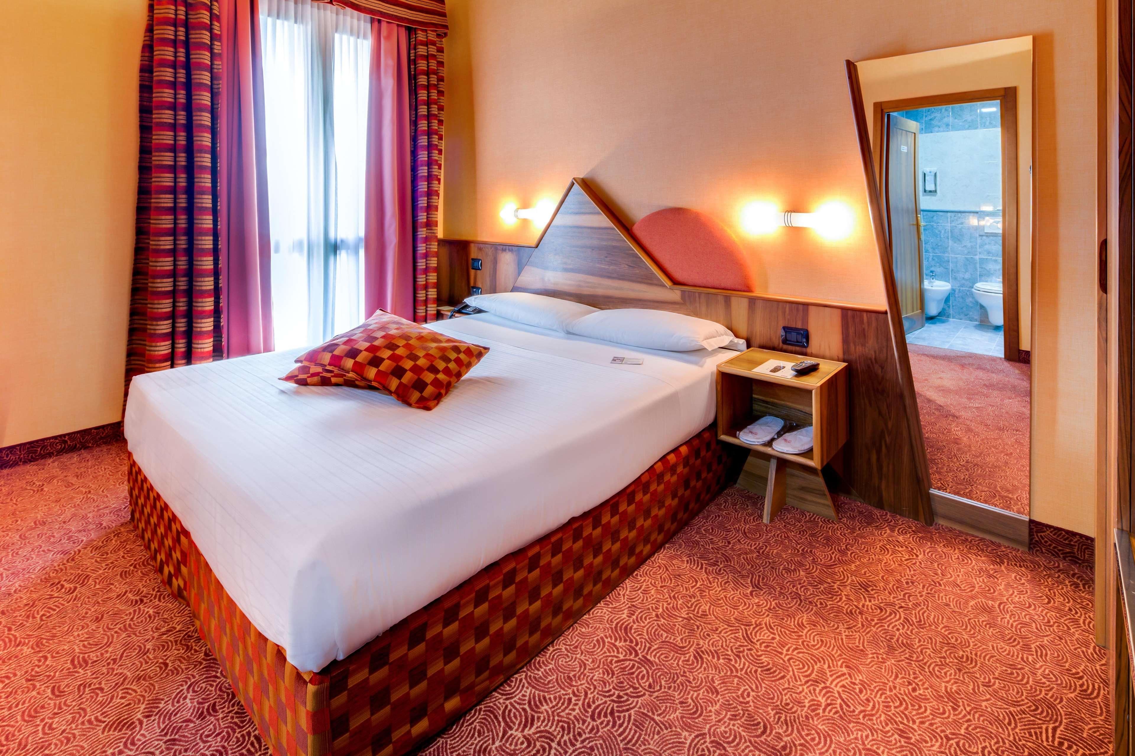 La Villa - Sure Hotel Collection By Best Western Ivrea Buitenkant foto