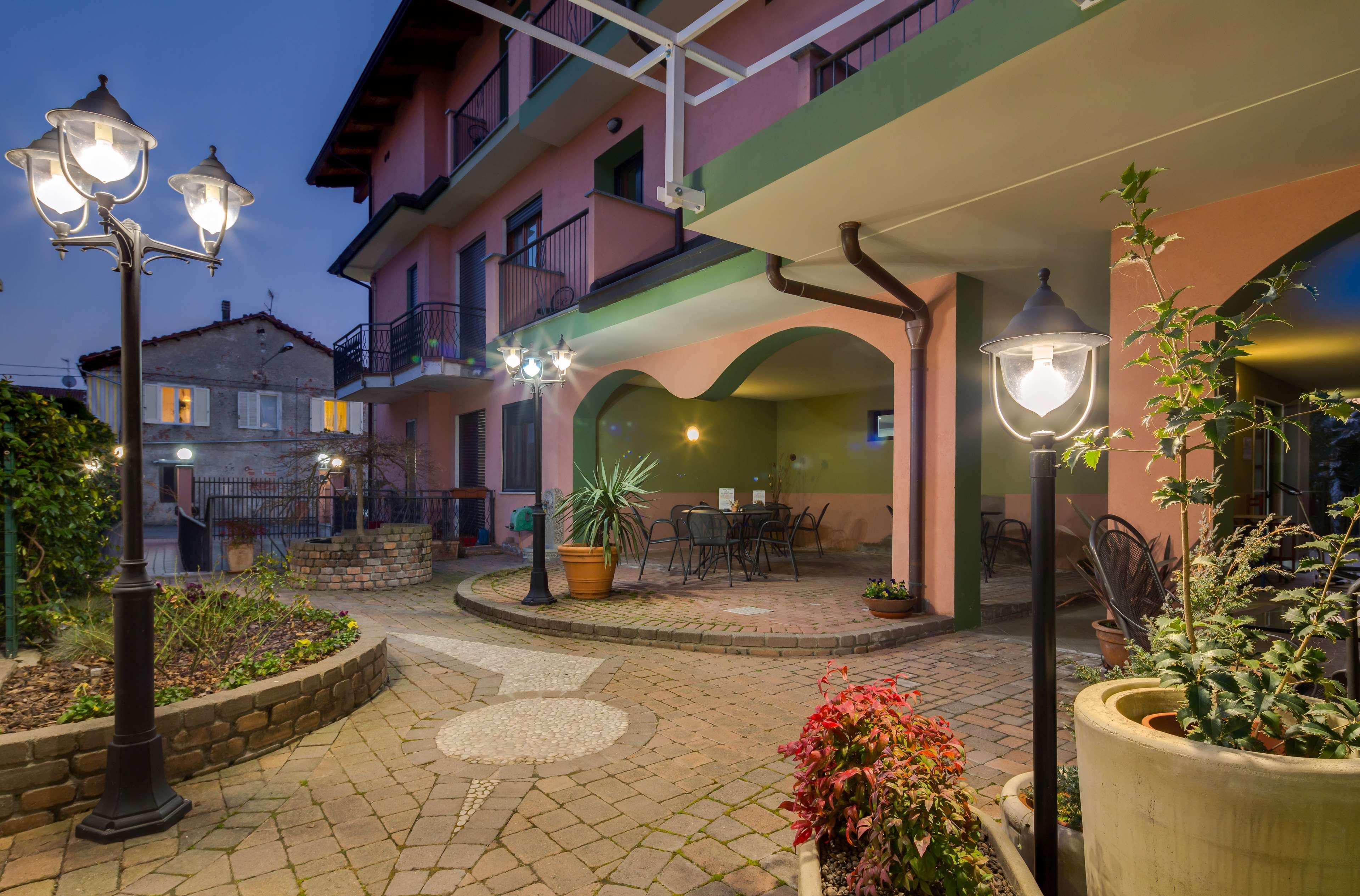 La Villa - Sure Hotel Collection By Best Western Ivrea Buitenkant foto