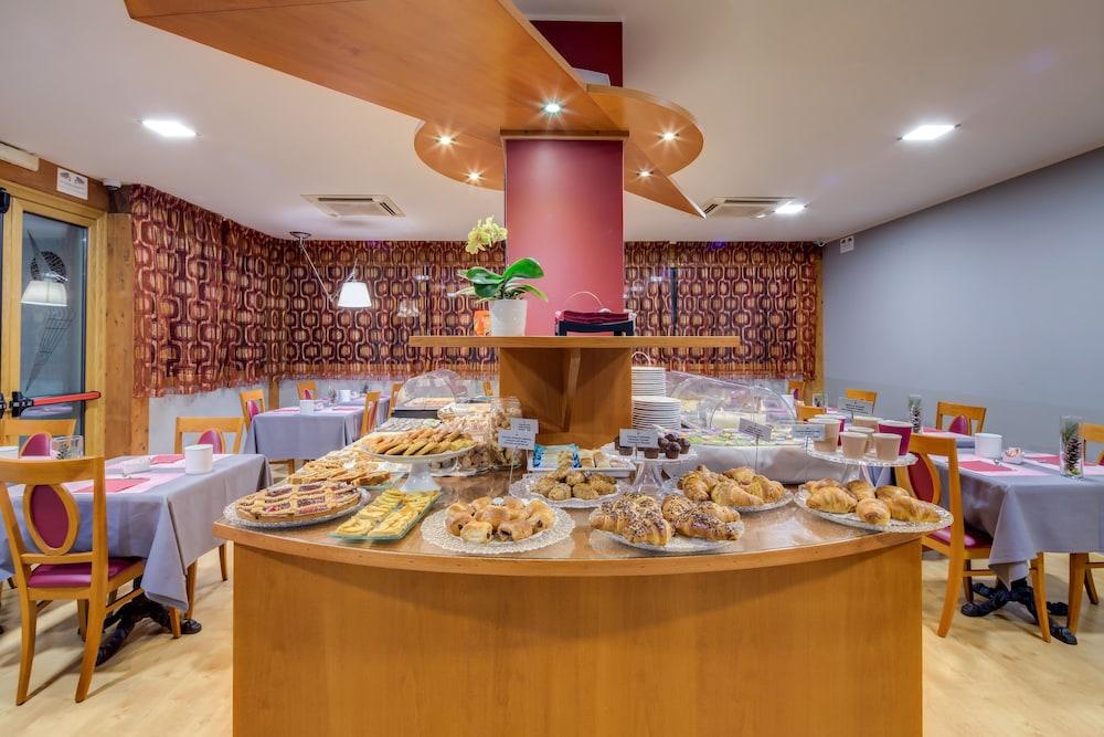 La Villa - Sure Hotel Collection By Best Western Ivrea Buitenkant foto