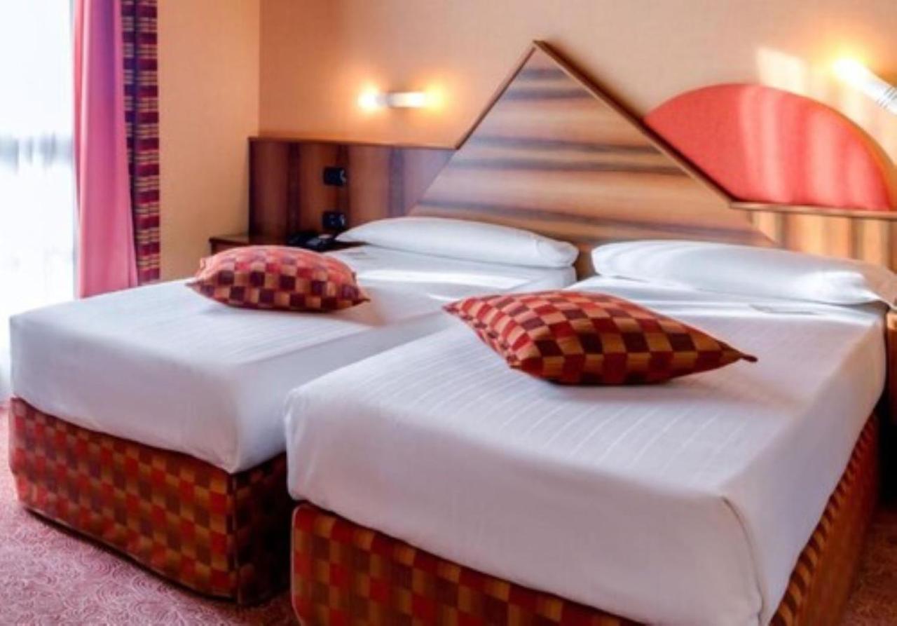 La Villa - Sure Hotel Collection By Best Western Ivrea Buitenkant foto